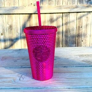 Starbucks grande sangria Bling Magenta Pink Metallic
Chrome Studded Tumbler 2022